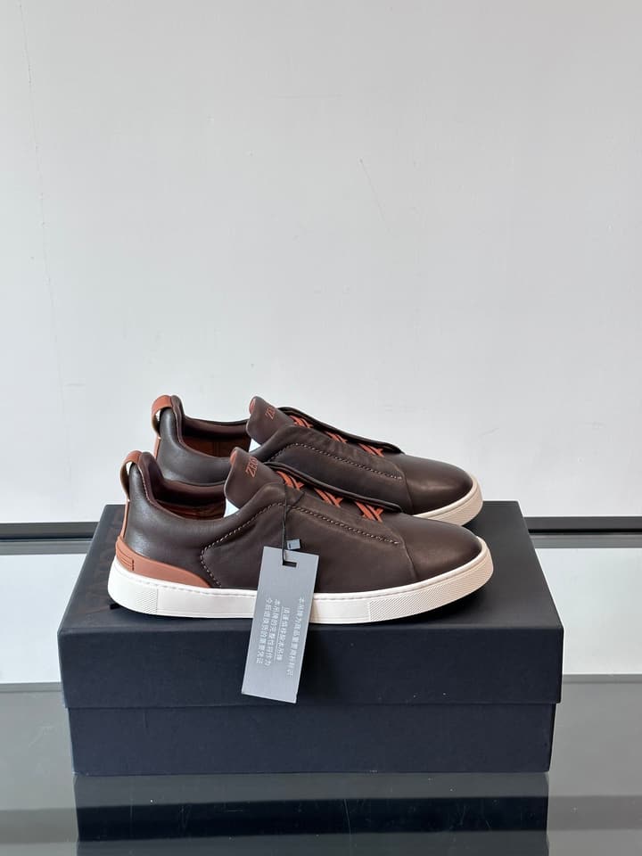 Zegna Men's Low-Top Leather Sneakers in Black & White