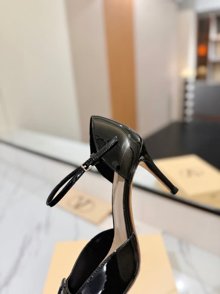 Valentino Garavani VLogo Signature Slingback Sandals in Black