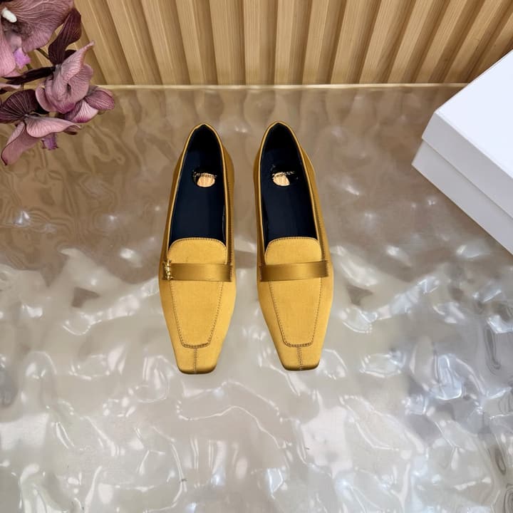Saint Laurent Silk Chain Mules – Spring/Summer Collection – 26S in Beige