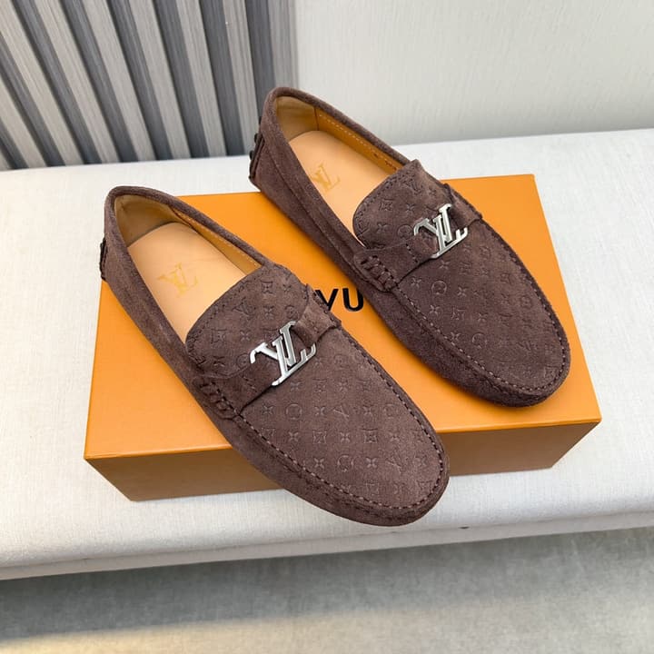Louis Vuitton Pebbled Leather Driving Shoes in Black Textured Leather