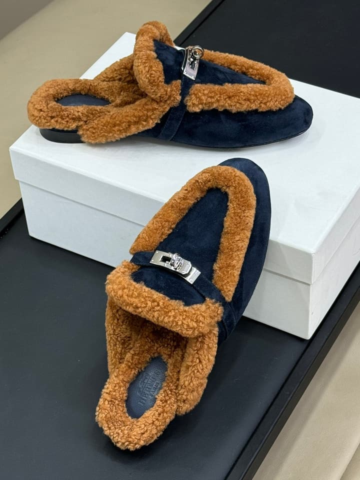 Hermès H Kelly Classic Mule Slippers – 24FW