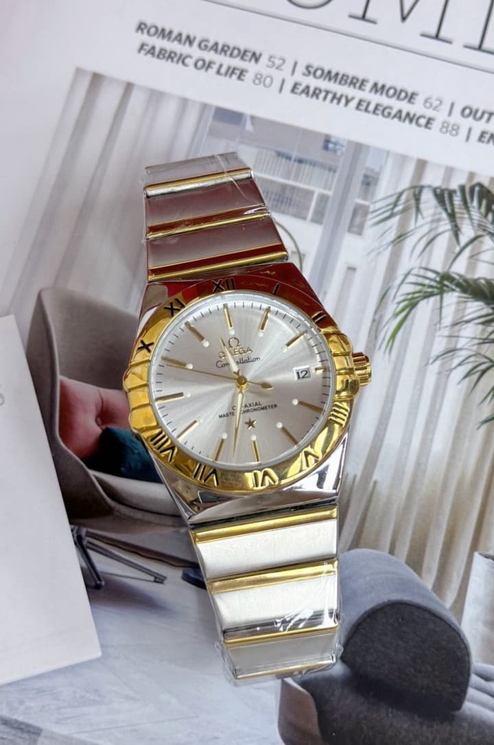 Omega Constellation Mechanical Gold/Blue Dial Watch in Blue Dial 1
