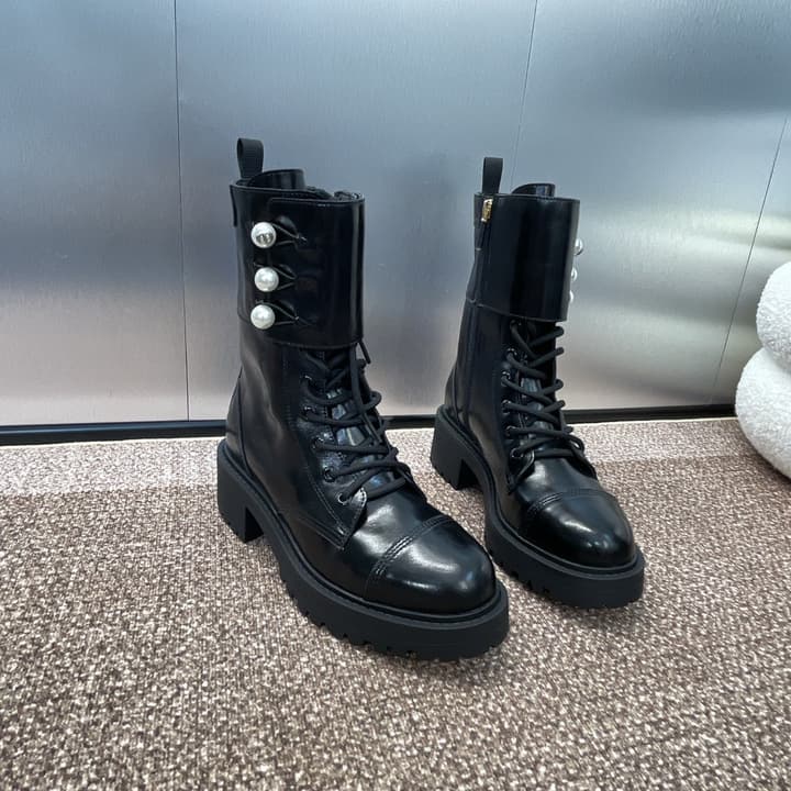 Dior D-Strike Pearl Platform Combat Boots – 2024 Autumn/Winter Collection
