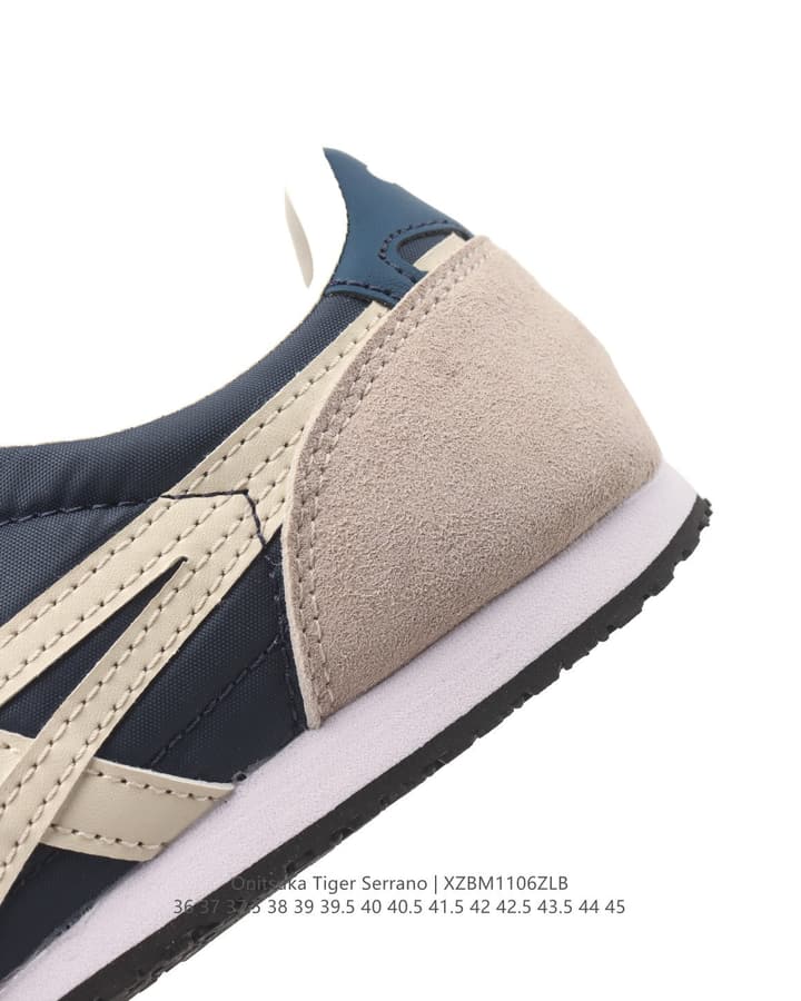 Onitsuka Tiger SERRANO™ Unisex Sneakers in Dark Navy And Beige