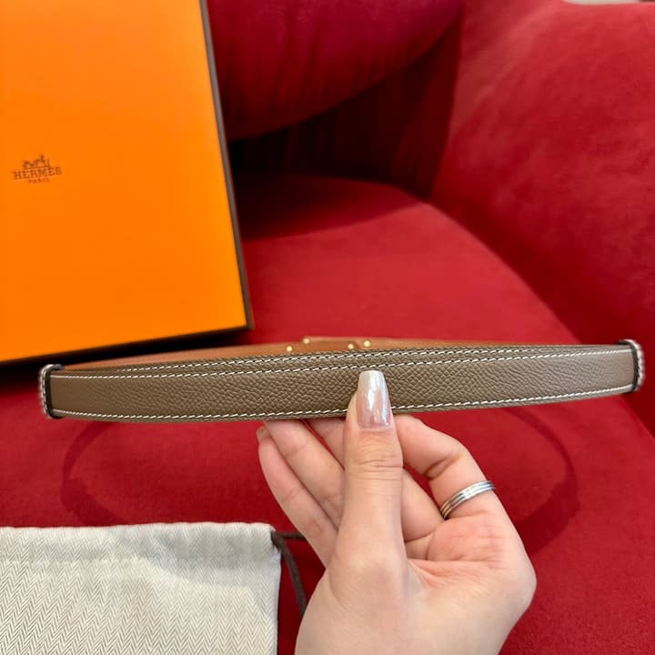 Hermès Kelly Epsom Leather Belt in Black Leather With Gold Hardware