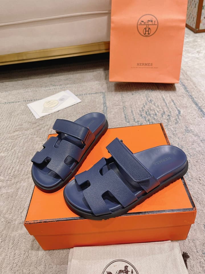 Hermès Chypre Suede Unisex Slides in Black With Dark Blue Strap
