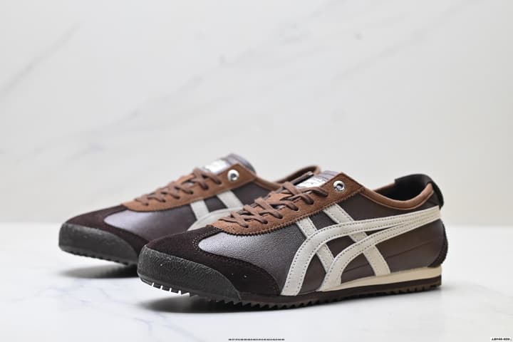 Onitsuka Tiger MEXICO 66 DELUXE Sneakers – NIPPON MADE Series in Dark Brown With Beige Stripes