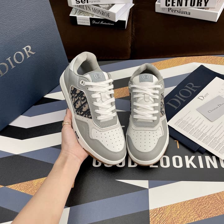Dior Color-Block Leather Sneakers in Light Gray/white With Oblique Panel