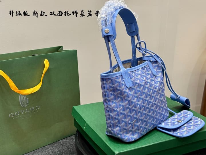 Goyard Mini Reversible Tote Bag in Bright Red