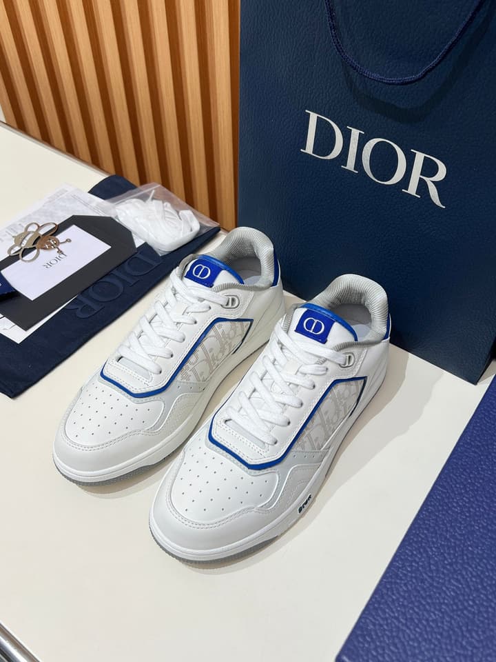 Dior B27 Unisex Sneakers – 2025 Collection in Beige With Dark Green Accents