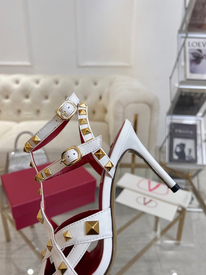 Valentino Studded Cut-Out High-Heeled Sandals – 26SS in Pink