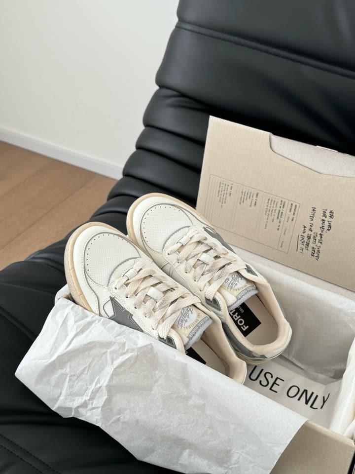 Golden Goose Graffiti Sneakers – 2024 Collection in Cream With Black Star