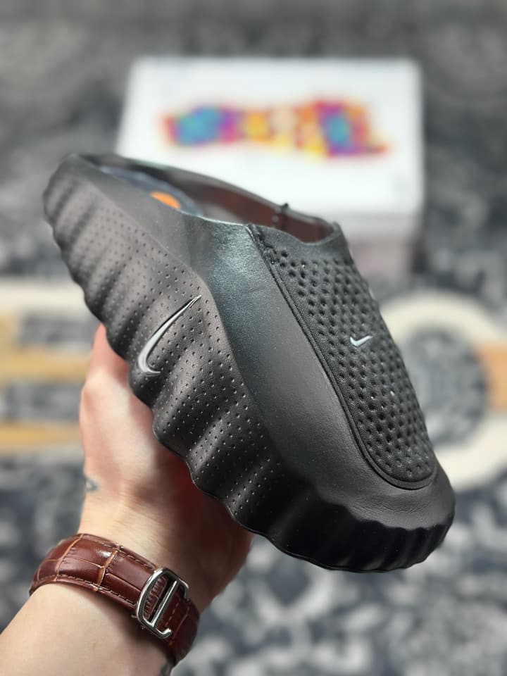 Nike Mind 001 Training Shoes in Black