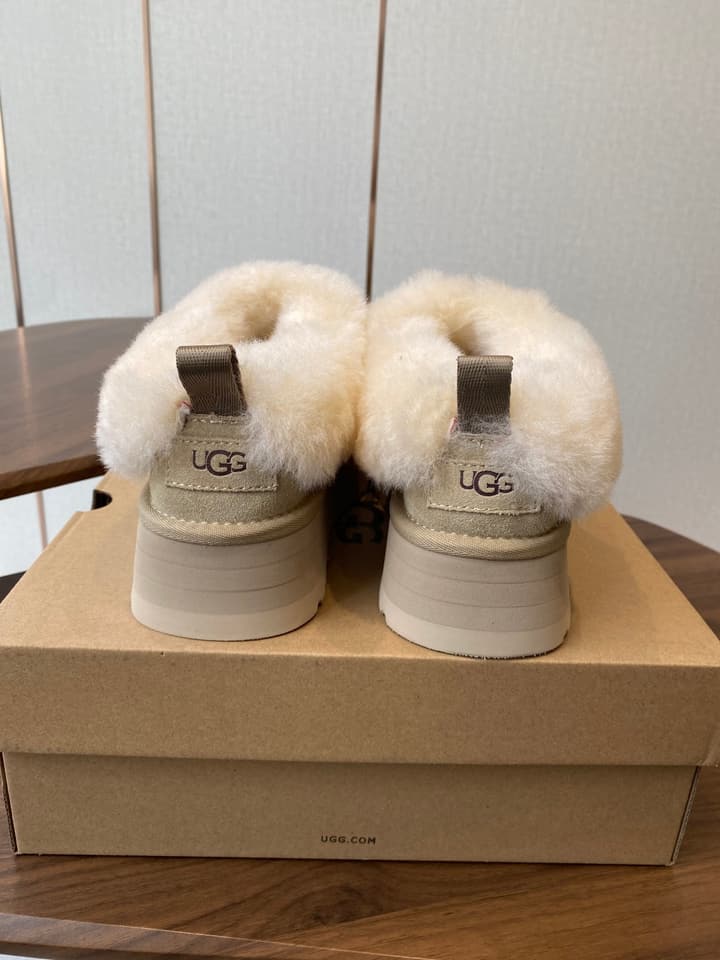 UGG Tazzler Sheep Wool Slippers – Autumn/Winter Collection in Black Suede