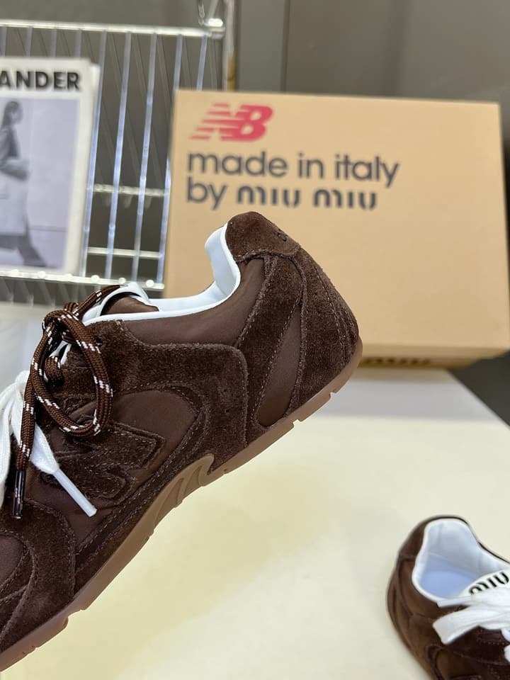 Miu Miu x New Balance 530 SL Sneakers