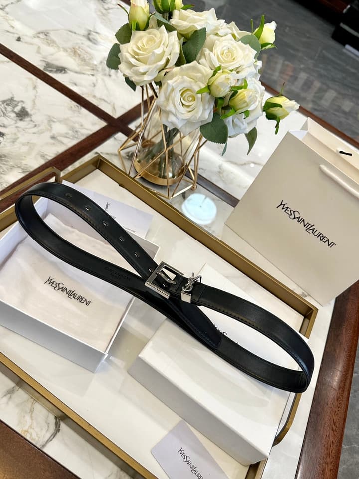 Saint Laurent Classic Leather Belt – 3.0cm