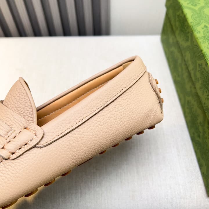 Gucci Premium Leather Loafers in Black Embossed Leather