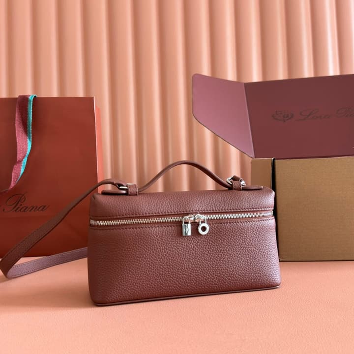 Loro Piana Extra Pocket L19 Handbag in Caramel Leather