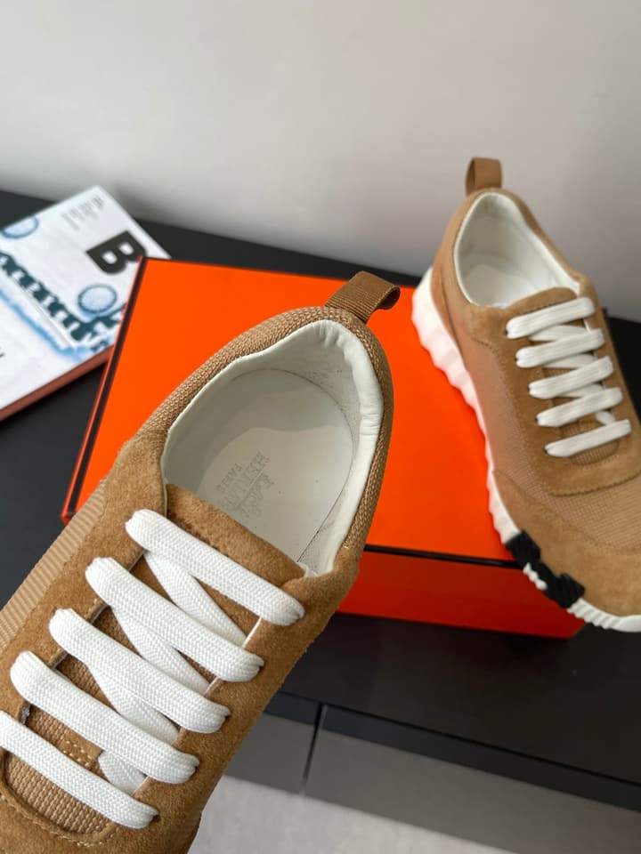 Hermès Classic Couple's Casual Sneakers in Black