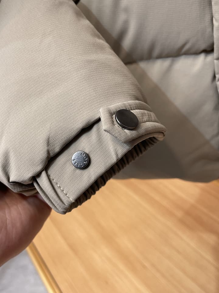 Moncler Designer Structural Down Jacket – 2025 Latest Model in Light Taupe Down Jacket