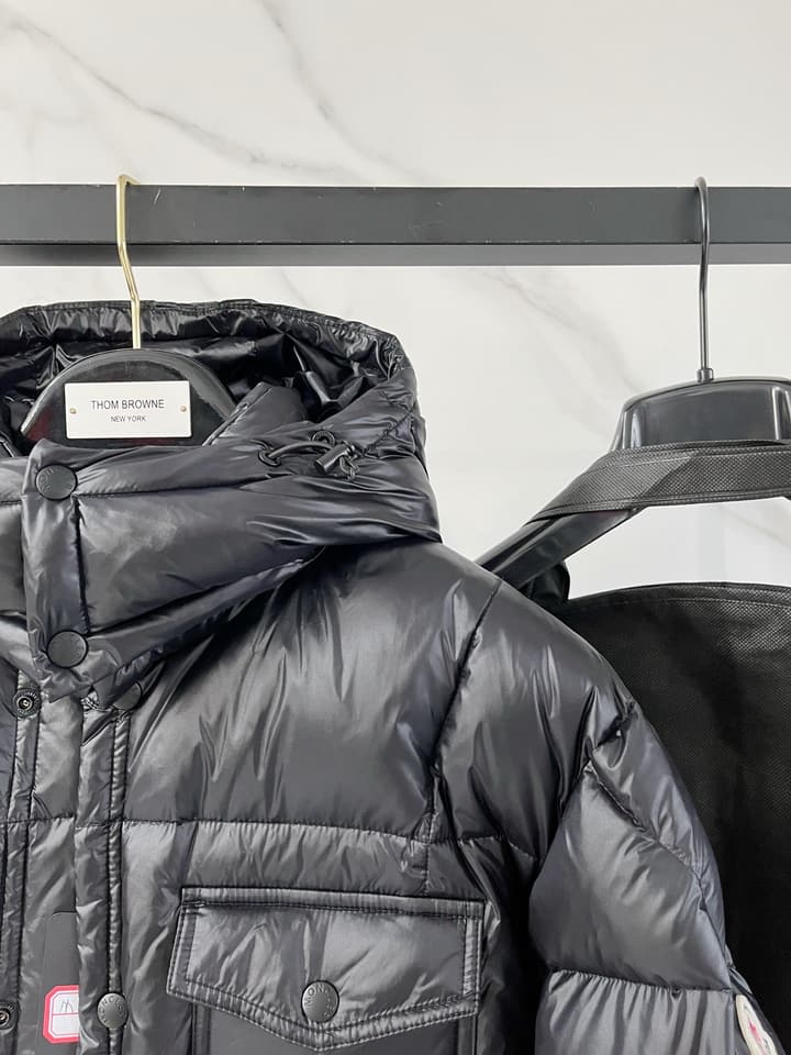 Moncler Men's Fashion Hooded Down Jacket – 25FW in Black Hooded Puffer