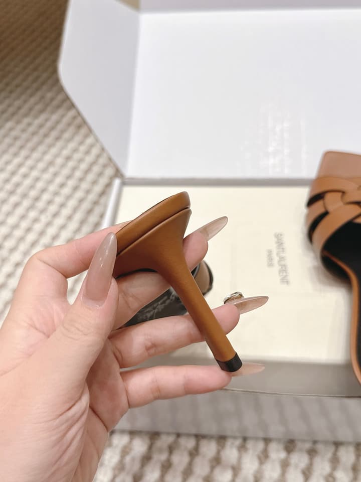Saint Laurent Melody Square-Toe Heeled Sandals – 2026 Spring/Summer Collection in Beige Patent