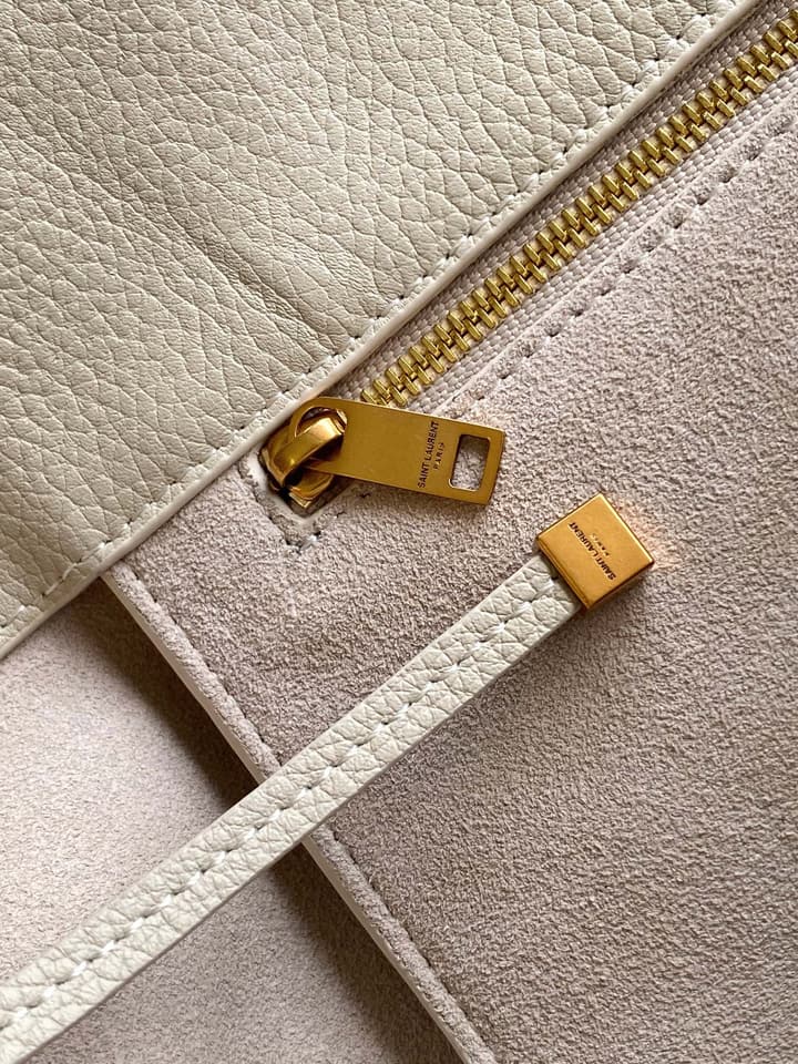 Saint Laurent BEA Horizontal Tote Bag in Black