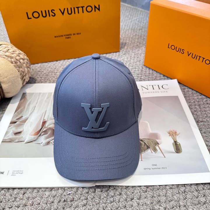 Louis Vuitton Unisex Baseball Cap – New Collection in Beige