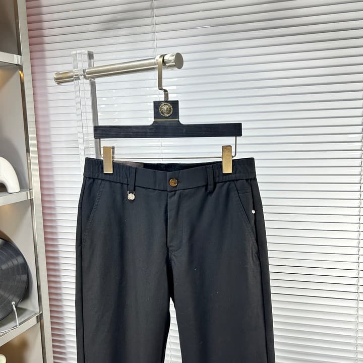 Loro Piana Tailored Casual Trousers – SS25/FW in Classic Black
