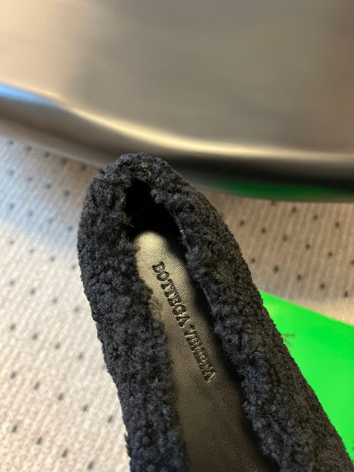 Bottega Veneta Furry Ballet Flats – 25SS in Black