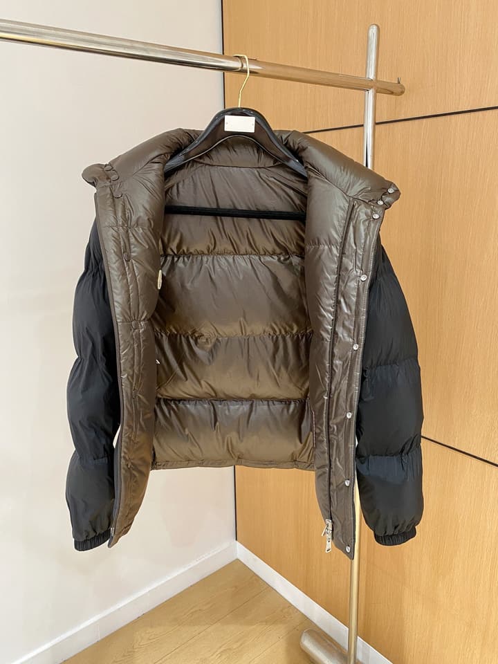 Moncler Designer Puffer Jacket – 2025 Collection in Black Puffer Jacket