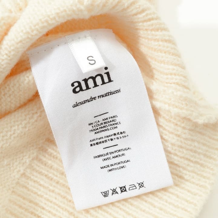 AMI Paris Gold Thread Heart Jacquard Sweater – 24FW Limited Edition in Off-white Gold Heart Knit