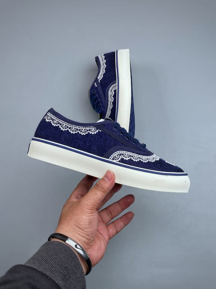 Dior Saltwind Oblique Lace Canvas Sneakers in Navy Blue Oblique With White Lace