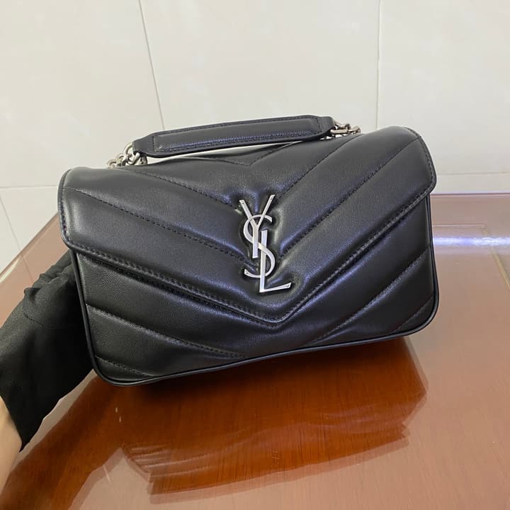 Saint Laurent LouLou Shoulder Bag – 2025 Early Spring Collection