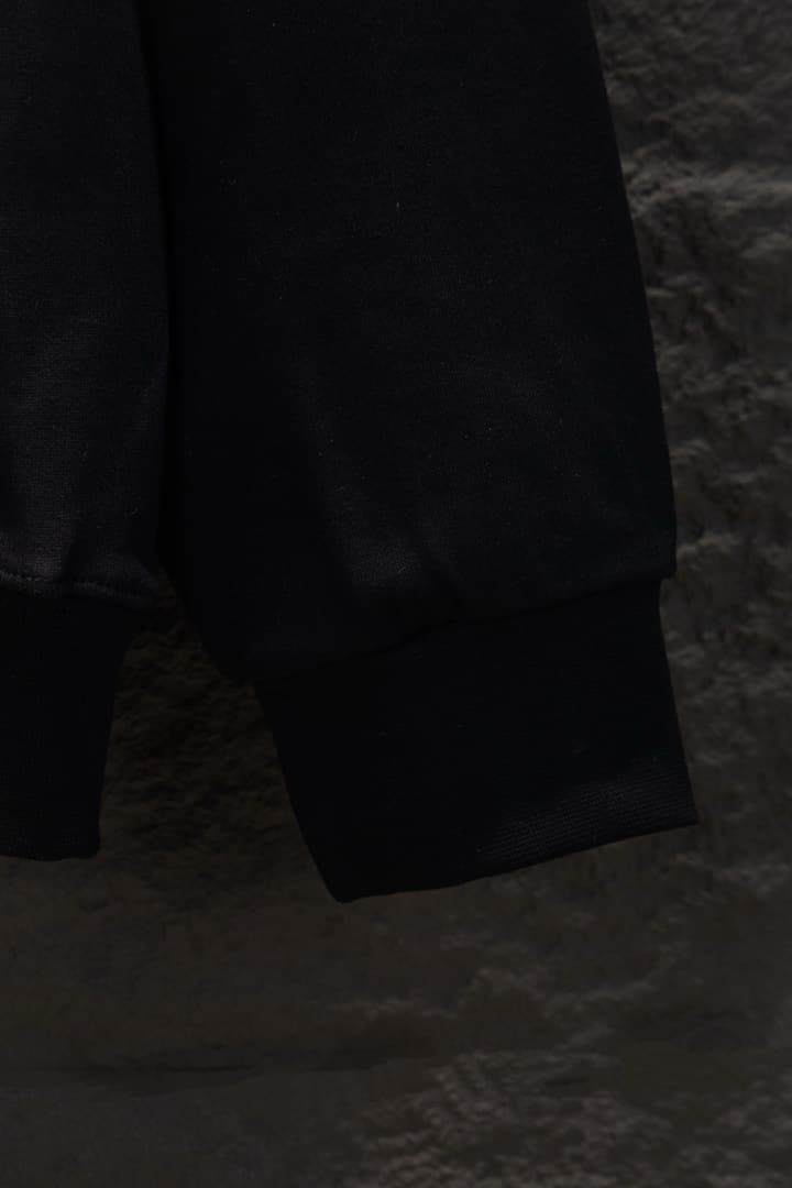 Prada Oversized Heavyweight Sweatshirt in Black Sweatshirt With Pocket Detail
