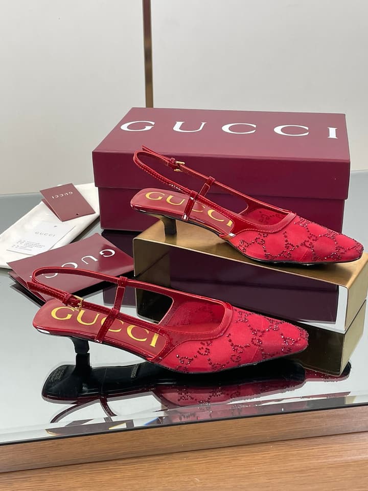 Gucci Cosmogonie GG Crystal Slingback Sandals – 2025 Early Autumn Collection in Black Crystal Gg