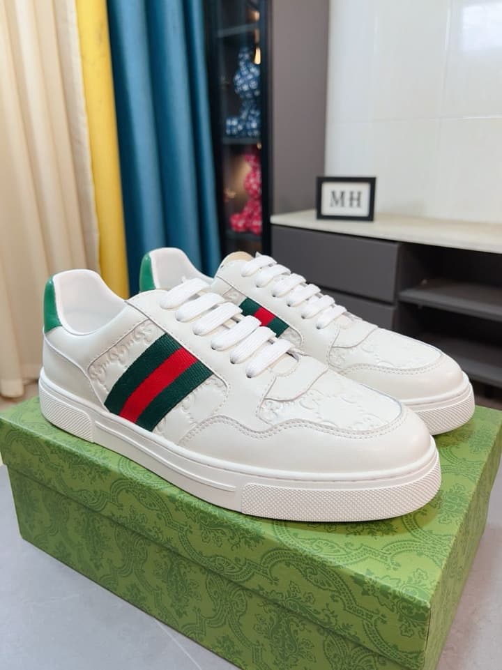 Gucci New Season Casual Fashion Sneakers in Black With Web Stripe
