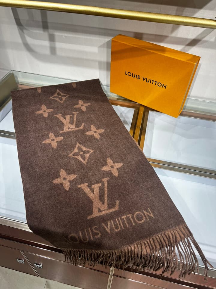 Louis Vuitton Reykjavik Cashmere Scarf