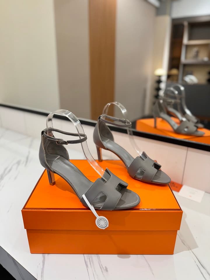 Hermès Classic Smooth Cowhide Heels – 6.5cm in All White