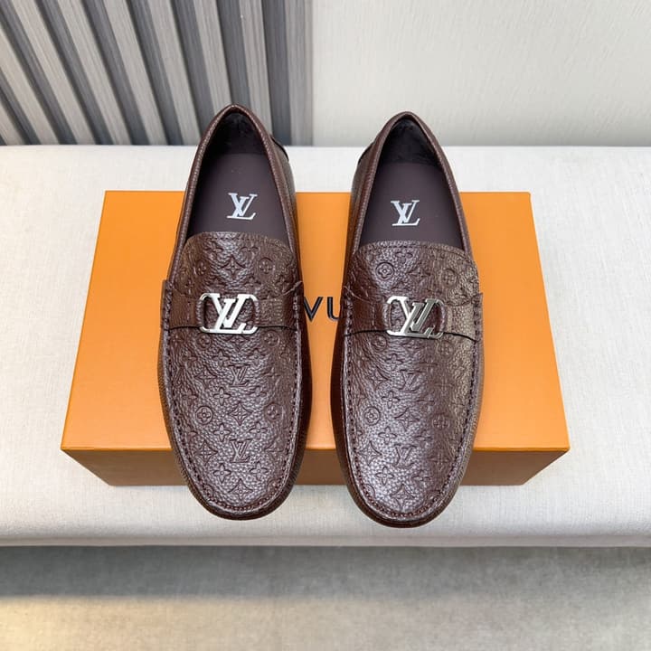Louis Vuitton Pebbled Leather Driving Shoes in Black Textured Leather
