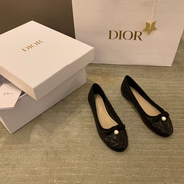 Dior Cannage Quilted Leather Ballerina Flats in Black Quilted Leather