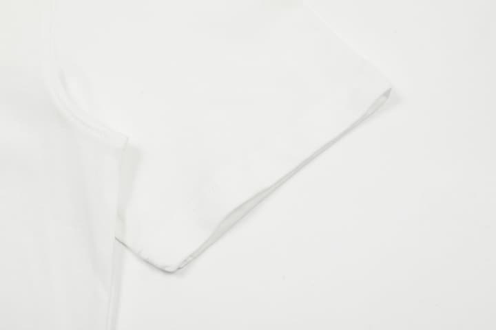 Ami Paris Classic Heart Embroidered T-Shirt – 2025SS in White With Black Logo