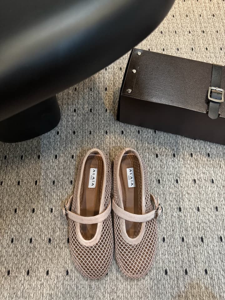 Alaïa Ballet Flats – 25FW in Dusty Rose Suede