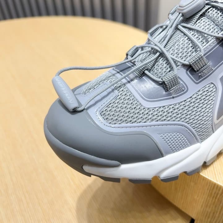 Louis Vuitton Runner Tatic Sneakers in Charcoal Monogram