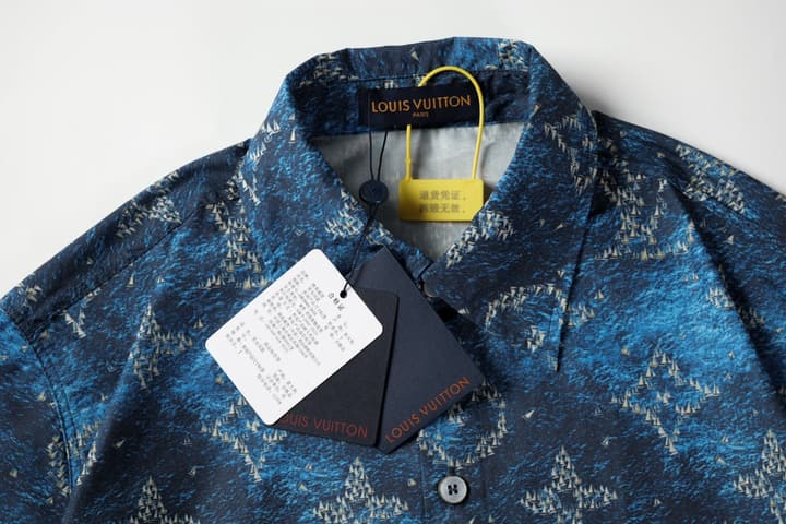 Louis Vuitton Ocean Boat Print Beach Short-Sleeve Shirt in Ocean Blue