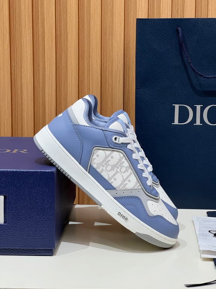 Dior B27 Unisex Sneakers – 2025 Collection in Light Blue And White