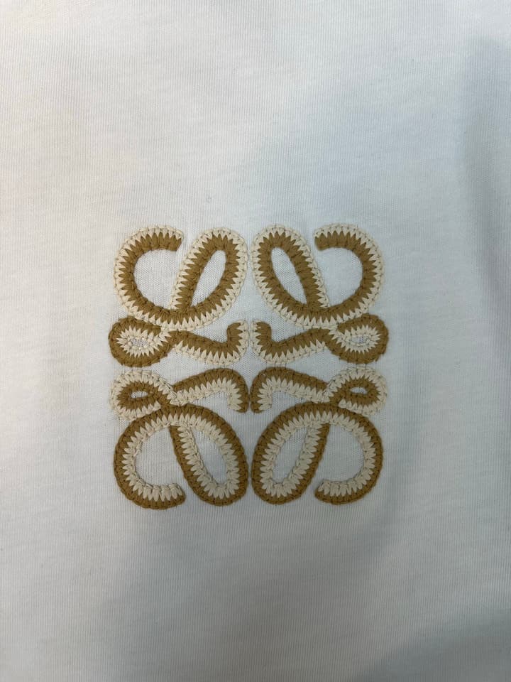 Loewe Double Vine Embroidered Crewneck T-Shirt in Black