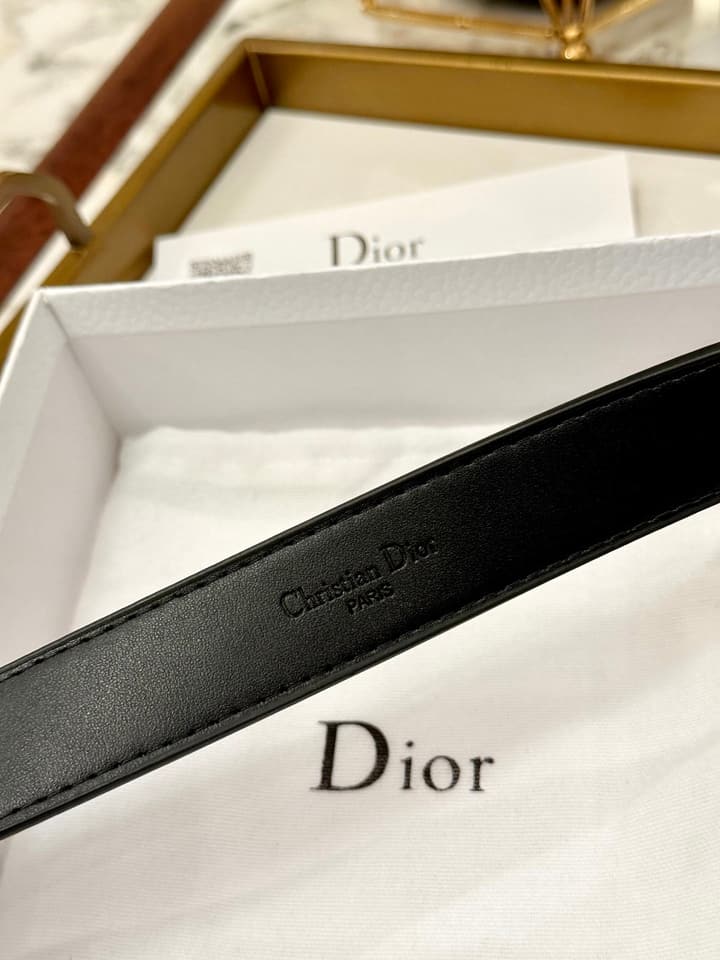 Dior Classic Leather Belt – 3.0cm in Black Leather With Gold Buckle