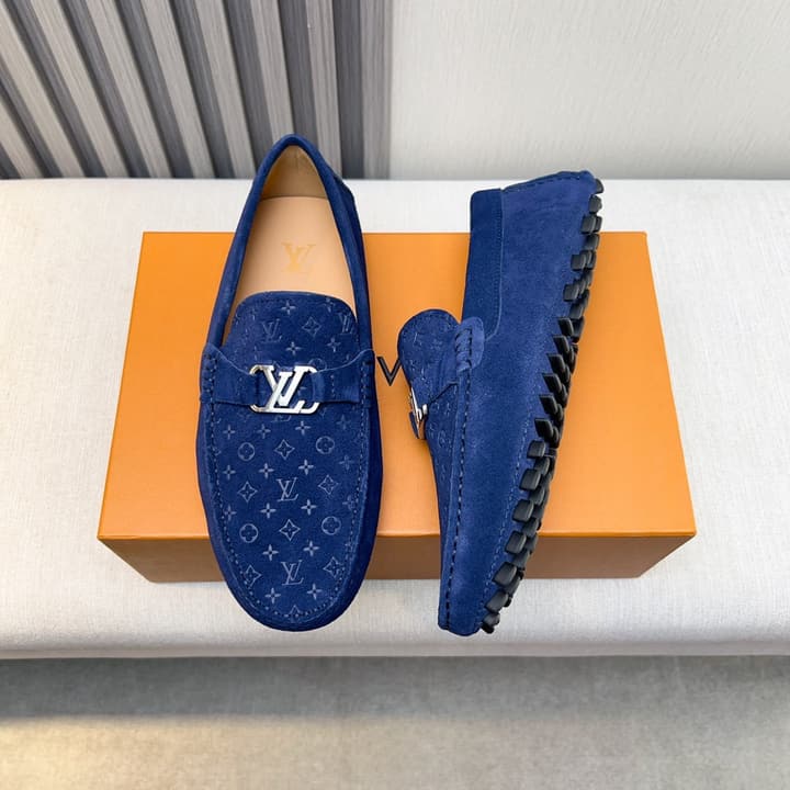 Louis Vuitton Pebbled Leather Driving Shoes in Black Smooth Leather
