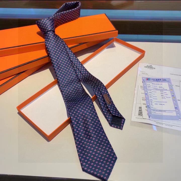 Hermès H-Letter Men's Silk Tie Series in Burgundy Microdot